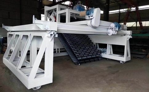 糞便翻拋機 糞便翻拋機