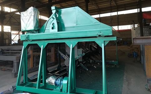 深槽翻堆機(jī) 深槽翻堆機(jī)
