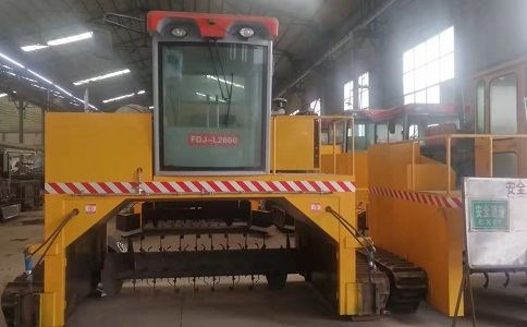 履帶翻拋機(jī) 履帶翻拋機(jī)