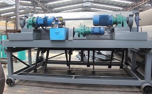 雞糞翻拋機 雞糞翻拋機
