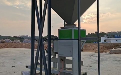 自動定量顆粒包裝機(jī) 自動定量顆粒包裝機(jī)